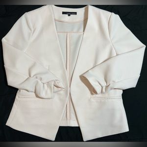 Amanda & Chelsea blazer light pink